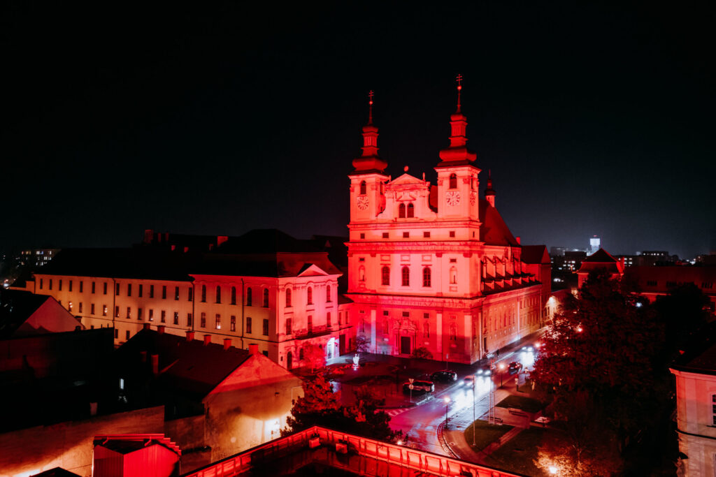 Red week: die welt in rot für verfolgte christen 12 Acn 20221124 136695 scaled