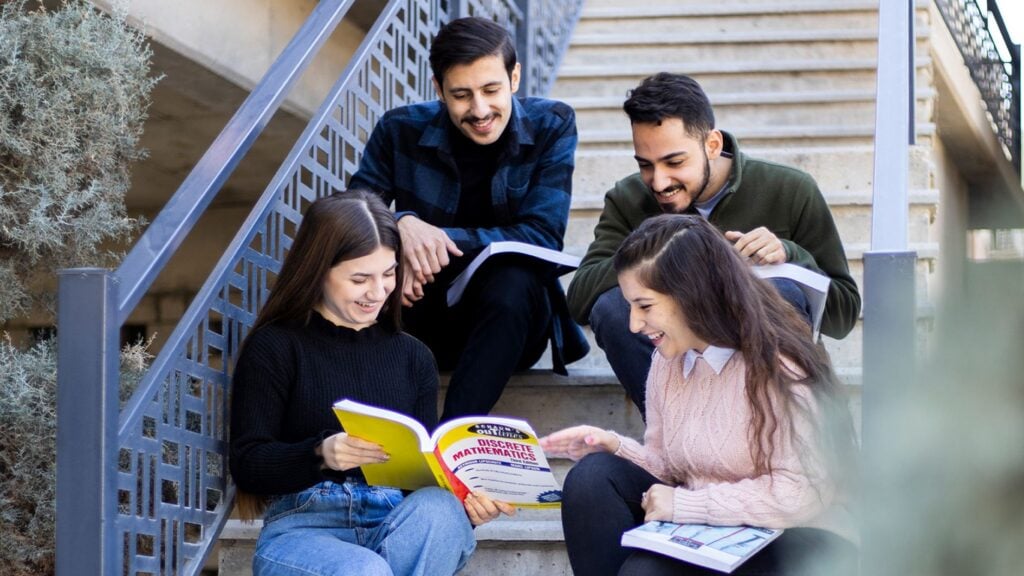 Acn 20250926 195071 lr