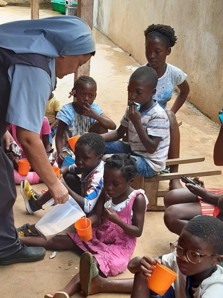 São tomé und príncipe : renovierung eines hauses für eine gemeinschaft von missionsschwestern 2 Acn 20240902 170965